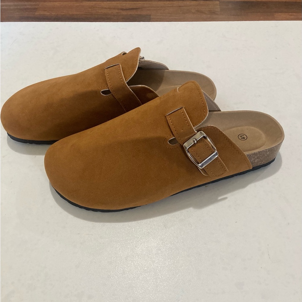 Men's Brown Suede Buckle Slip-On Loafers